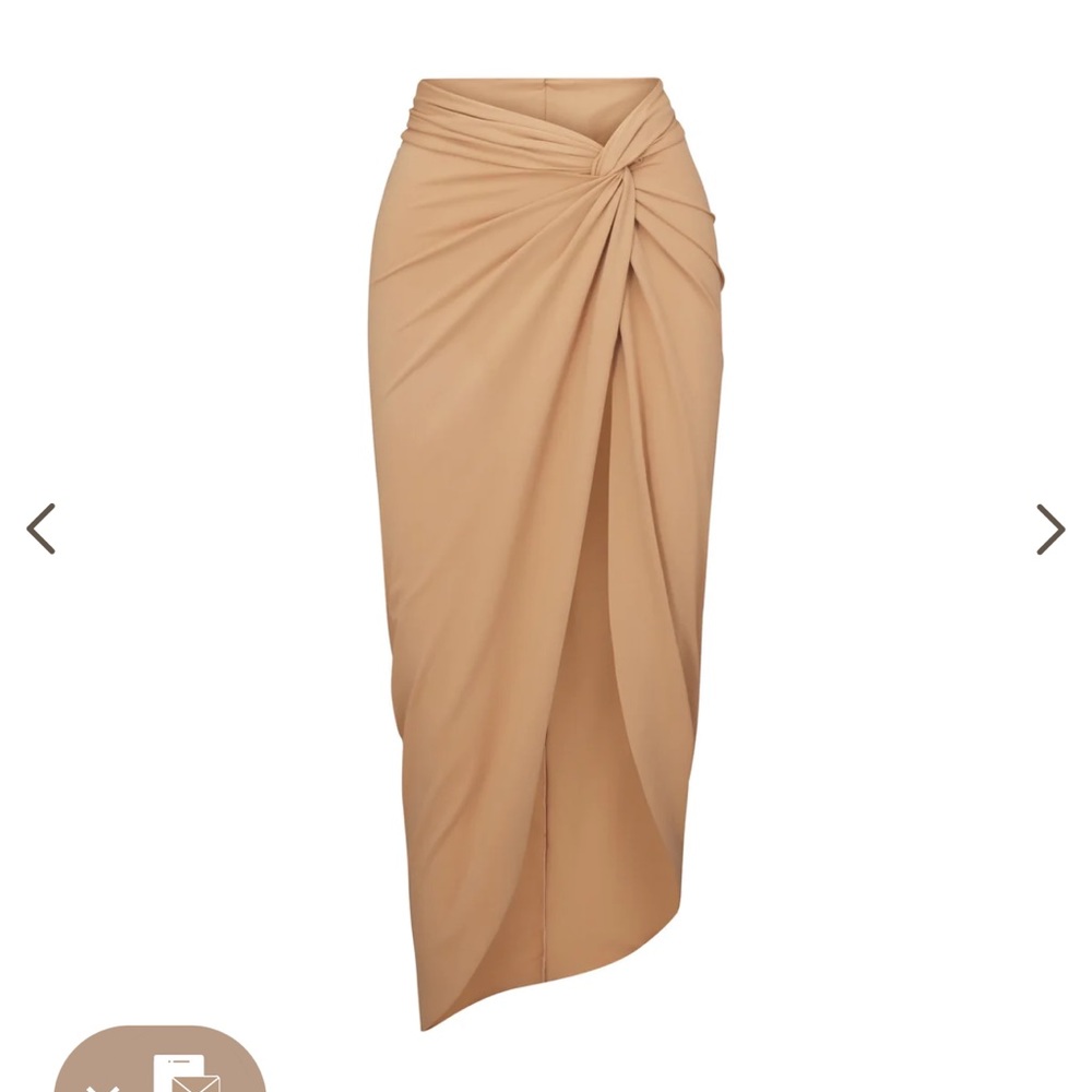 NWT SMIMS SIGNATURE SWIM SARONG SKIRT